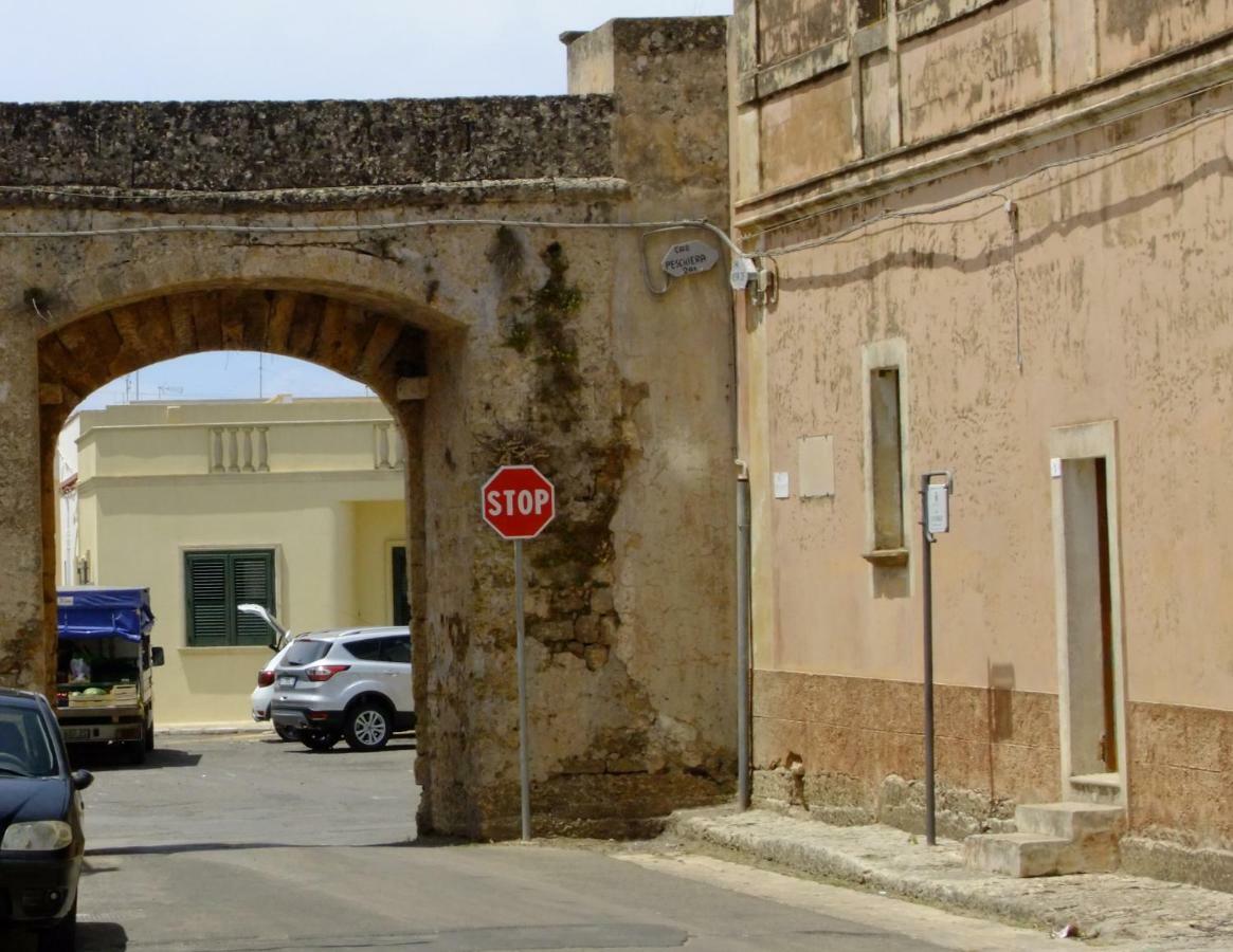 Chicchisanti Hotel Castrignano del Capo Exterior foto